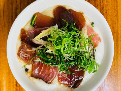 マグロの山かけ丼